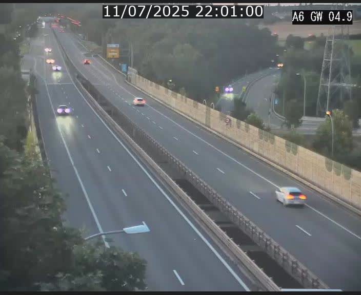 Traffic live webcam Luxembourg Croix de Cessange - A6 - BK 4.9 - direction Belgique