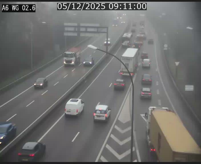 Traffic live webcam Luxembourg Croix de Cessange - A6 - BK 2.6 - direction France/Allemagne