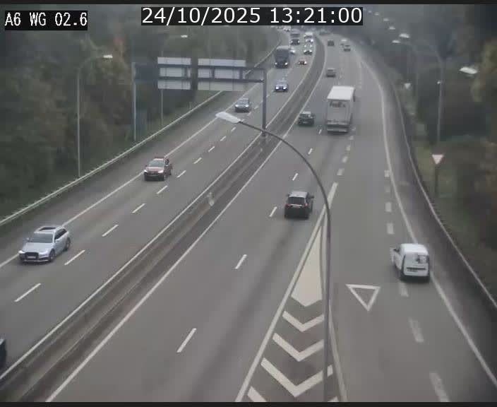 Traffic live webcam Luxembourg Croix de Cessange - A6 - BK 2.6 - direction France/Allemagne