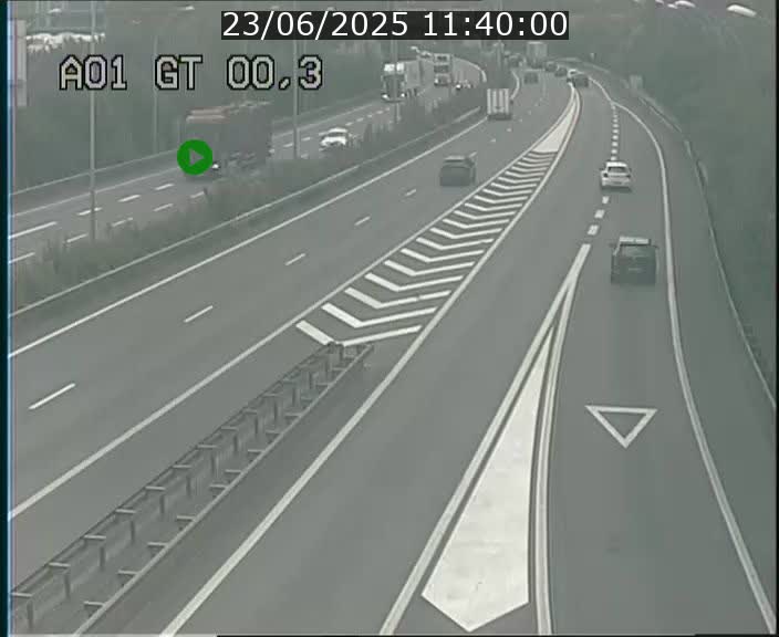 Traffic live webcam Luxembourg Croix de Gasperich - A1 direction Kirchberg - BK 0.3