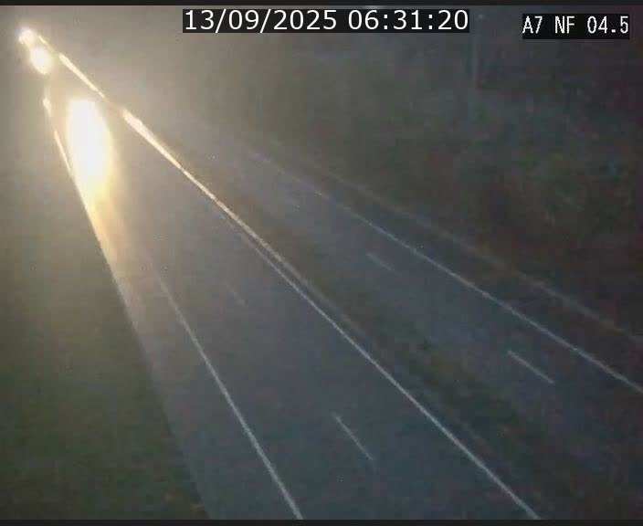 Caméra autoroute Luxembourg A7 - Passage à gibier Rëngelbour - direction Tunnel Grouft