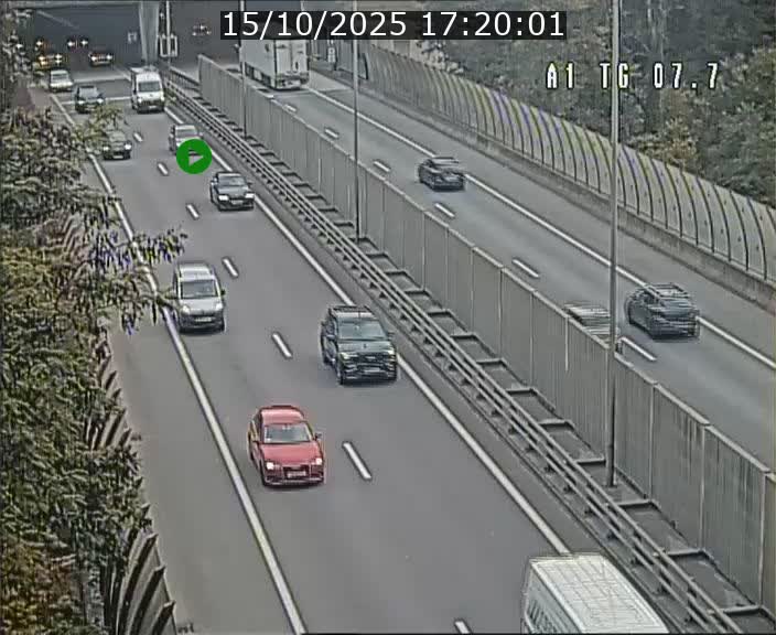 Traffic live webcam Luxembourg Kirchberg - A1 direction Luxembourg-ville - BK 7.7