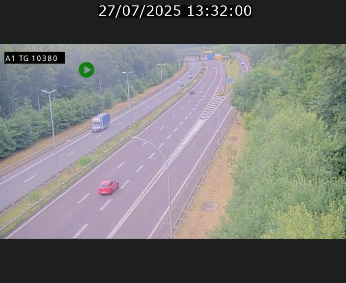 Traffic live webcam Luxembourg Senningerberg - A1 direction Luxembourg Kirchberg - BK 10.3