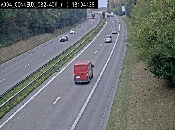 Webcam sur l'E411 avant les sorties 20 menant à Ciney, Dinant et Achêne. Vue orientée vers Namur