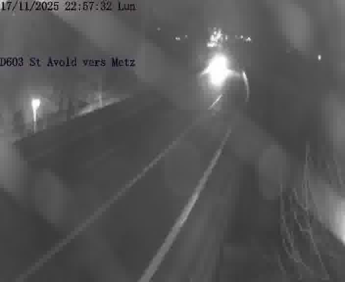 Clone of Webcam sur la D603 située à proximité de Saint-Avold. Vue orientée vers Metz