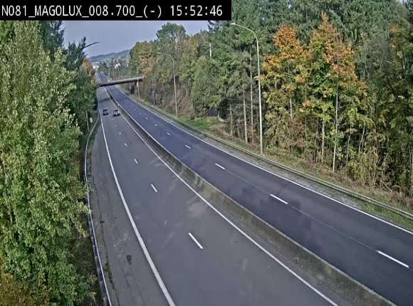 Webcam sur la N81 (E411) à hauteur de la jonction avec la N883. Vue orientée vers Arlon