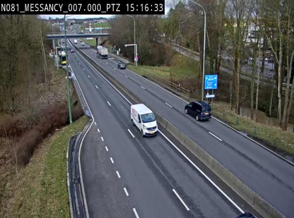 Webcam sur la N81 (E411) à hauteur du Cora Messancy. Vue orientée vers Arlon