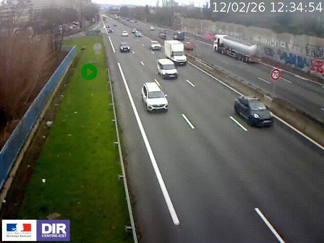 Webcam à Bron sur l'A43 à la jonction avec le boulevard périphérique de Lyon (D383). Vue orientée vers Lyon