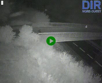 Webcam sur A84 à hauteur de Pont-Farcy, au niveau du pont autoroutier sur la Vire, au sud de Saint-Lô