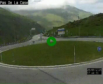 Webcam sur la N22 au niveau du poste frontière entre la France et Andorre à proximité de Pas de la Case à plus de 2000 mètres d'altitude
