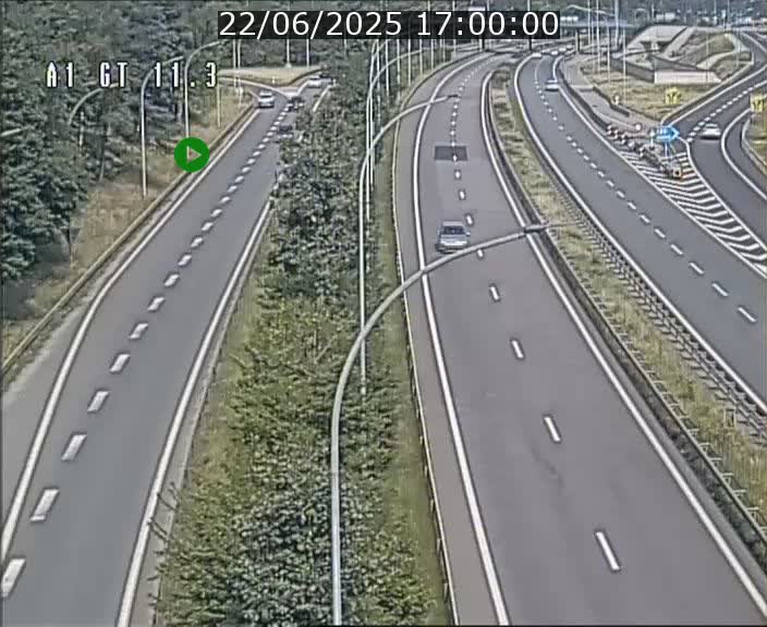 Traffic live webcam Luxembourg Senningerberg - A1 direction Allemagne - BK 11.3
