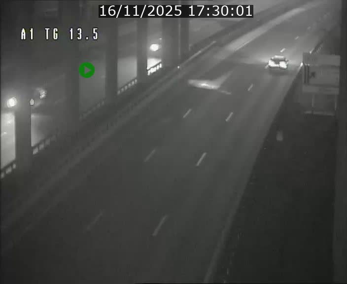 Traffic live webcam Luxembourg Senningen - A1 direction Luxembourg - BK 13.5