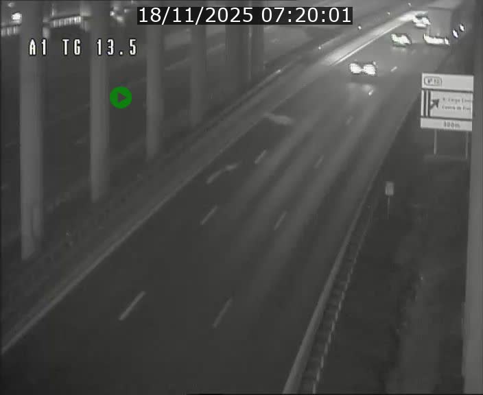 Traffic live webcam Luxembourg Senningen - A1 direction Luxembourg - BK 13.5