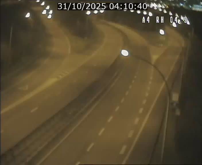Traffic live webcam Luxembourg Leudelange - A4 - BK 4.9 - direction Luxembourg