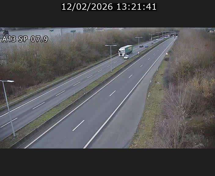 Traffic live webcam Luxembourg Jonction Lankelz - A13 direction Pétange - BK 7.9
