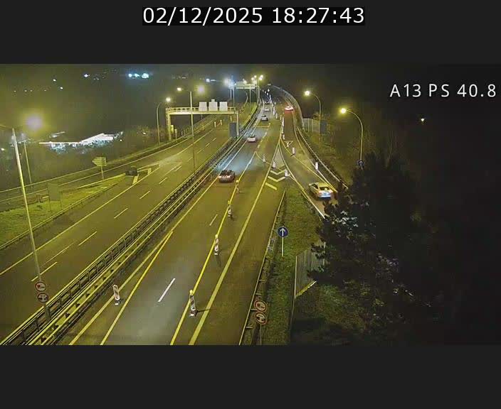Webcam autoroute A13 à la sortie est du tunnel Markusbierg à Schengen. Vue sur le pont de la Moselle, vers l'Allemagne