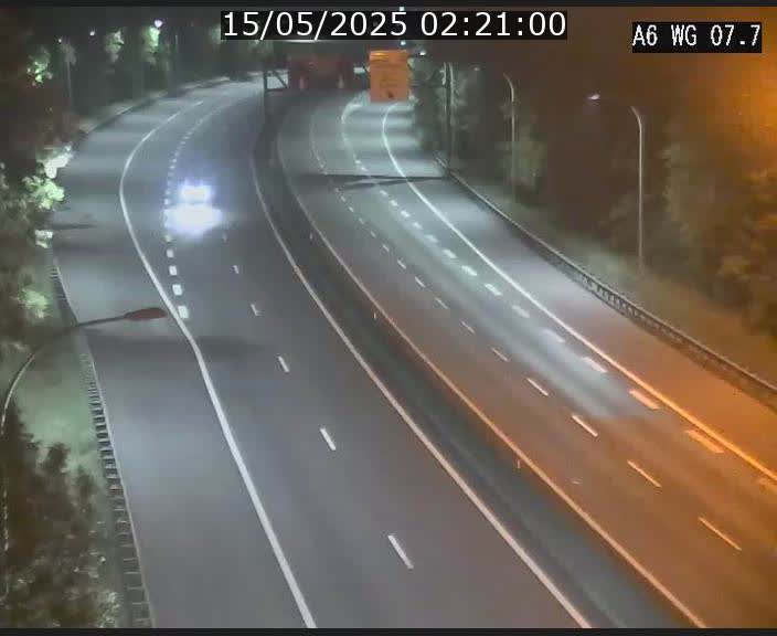 Traffic live webcam Luxembourg - Bridel - A6 - BK 7.7 - direction Belgique