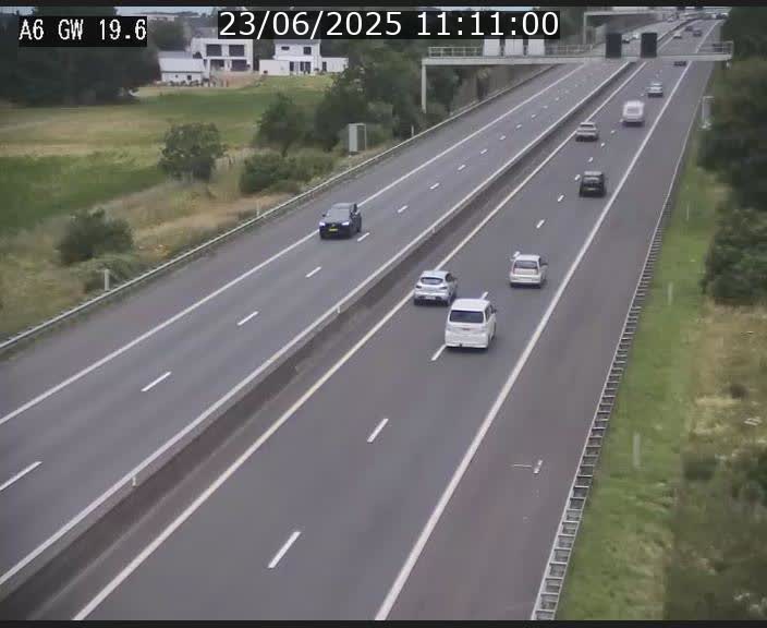 Traffic live webcam Luxembourg - Steinfort - A6 - BK 19.6 - direction Belgique