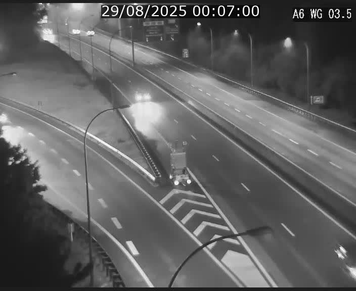 Traffic live webcam Luxembourg - Croix de Cessange - A6 - BK 3.5 - direction France/Allemagne