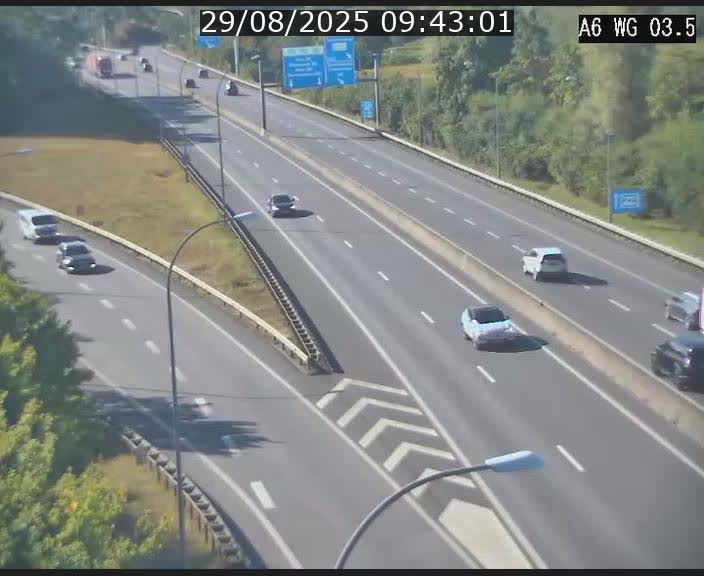 Traffic live webcam Luxembourg - Croix de Cessange - A6 - BK 3.5 - direction France/Allemagne