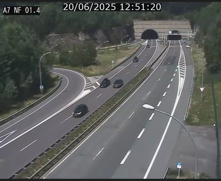 Caméra autoroute Luxembourg A7 - Echangeur Waldhaff - direction Tunnel Stafelter