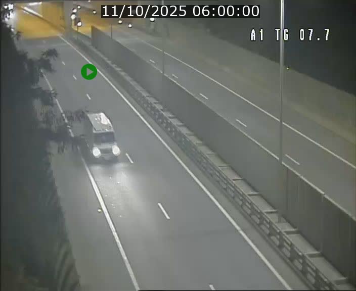 Traffic live webcam Luxembourg Kirchberg - A1 direction Luxembourg-ville - BK 7.7