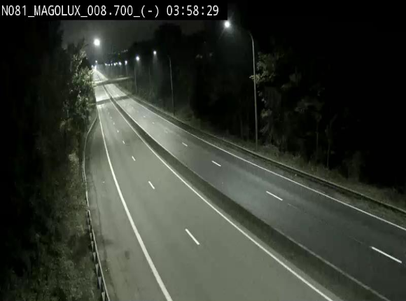 Webcam sur la N81 (E411) à hauteur de la jonction avec la N883. Vue orientée vers Arlon