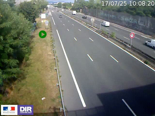 Webcam à Bron sur l'A43 à la jonction avec le boulevard périphérique de Lyon (D383). Vue orientée vers Lyon