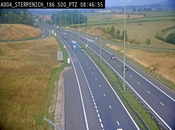 Webcam E411 à Sterpenich en Belgique près de la frontière du Luxembourg. Vue orientée vers Bruxelles