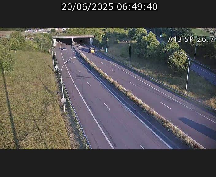 Traffic live webcam Luxembourg Frisange - A13 direction Luxembourg-ville - BK 26.7