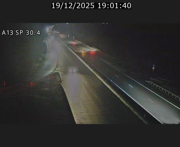 Traffic live webcam Luxembourg Altwies - A13 direction Luxembourg-ville - BK 30.4