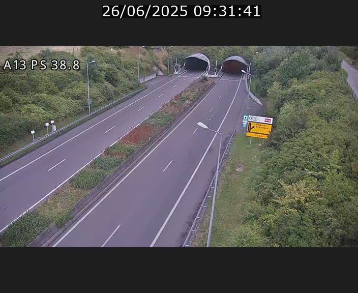 Webcam autoroute A13 à l'entrée ouest du tunnel Markusbierg à Schengen. Vue orientée vers Mondorf-les-Bains
