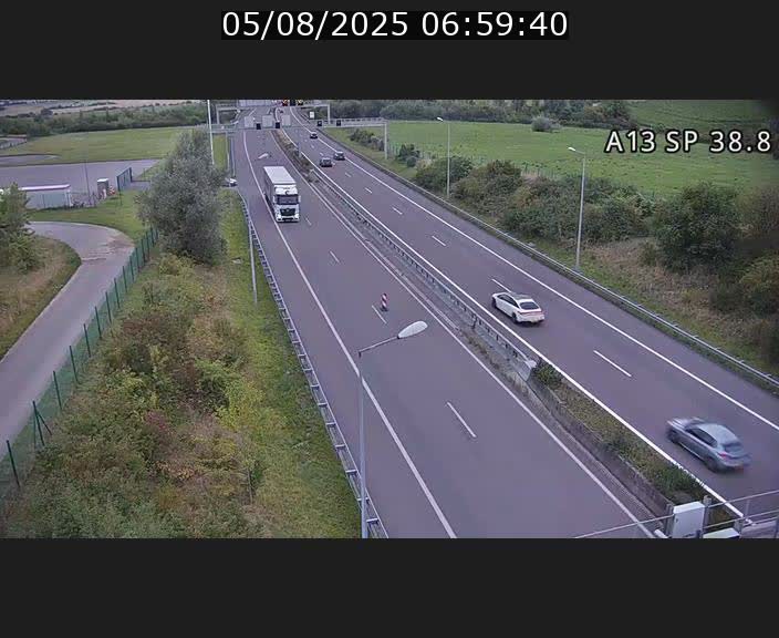 Webcam autoroute A13 à l'entrée ouest du tunnel Markusbierg à Schengen. Vue orientée vers le tunnel et l'Allemagne
