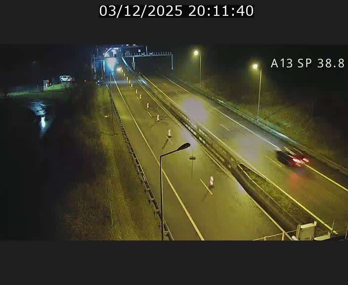 Webcam autoroute A13 à l'entrée ouest du tunnel Markusbierg à Schengen. Vue orientée vers le tunnel et l'Allemagne