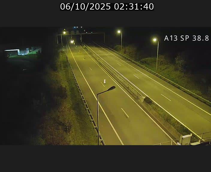 Webcam autoroute A13 à l'entrée ouest du tunnel Markusbierg à Schengen. Vue orientée vers le tunnel et l'Allemagne