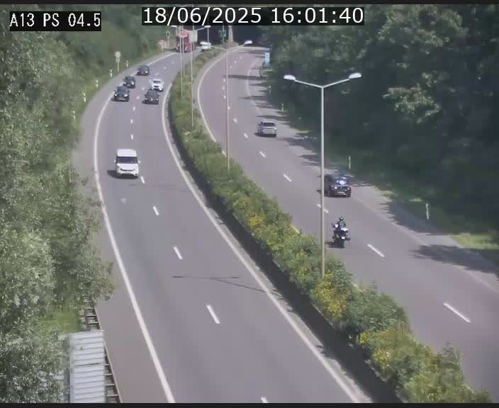 Traffic live webcam Luxembourg Differdange - A13 direction Esch-sur-Alzette - BK 4.5