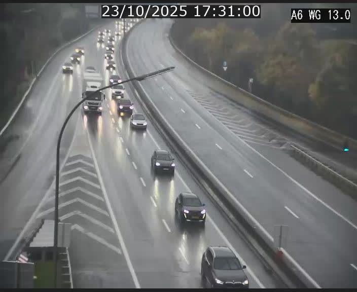 Traffic live webcam Luxembourg Mamer - A6 - BK 13 - direction Luxembourg/France/Allemagne