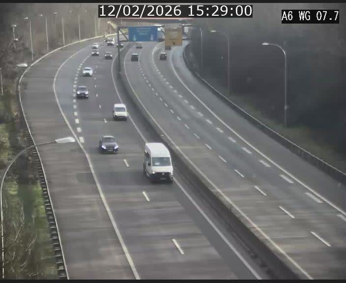 Traffic live webcam Luxembourg - Bridel - A6 - BK 7.7 - direction Belgique