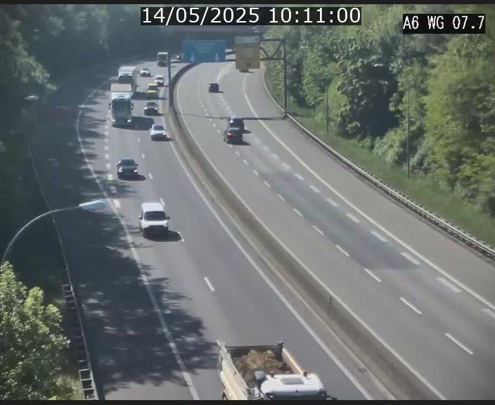 Traffic live webcam Luxembourg - Bridel - A6 - BK 7.7 - direction Belgique