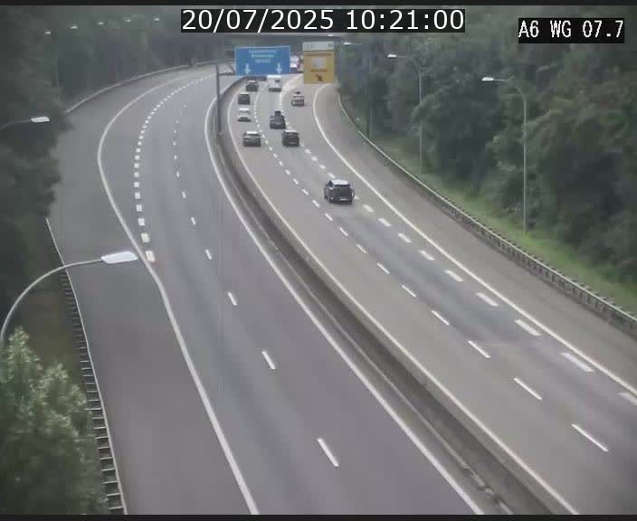 Traffic live webcam Luxembourg - Bridel - A6 - BK 7.7 - direction Belgique