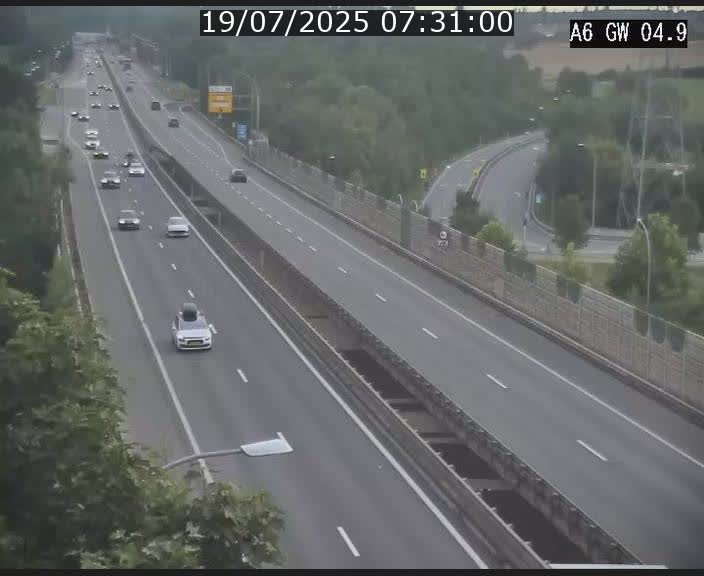 Traffic live webcam Luxembourg Croix de Cessange - A6 - BK 4.9 - direction Belgique