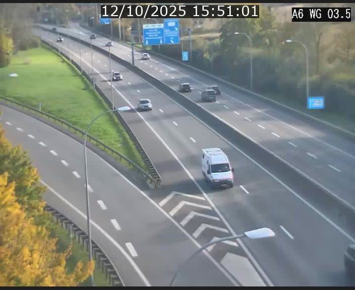 Traffic live webcam Luxembourg - Croix de Cessange - A6 - BK 3.5 - direction France/Allemagne