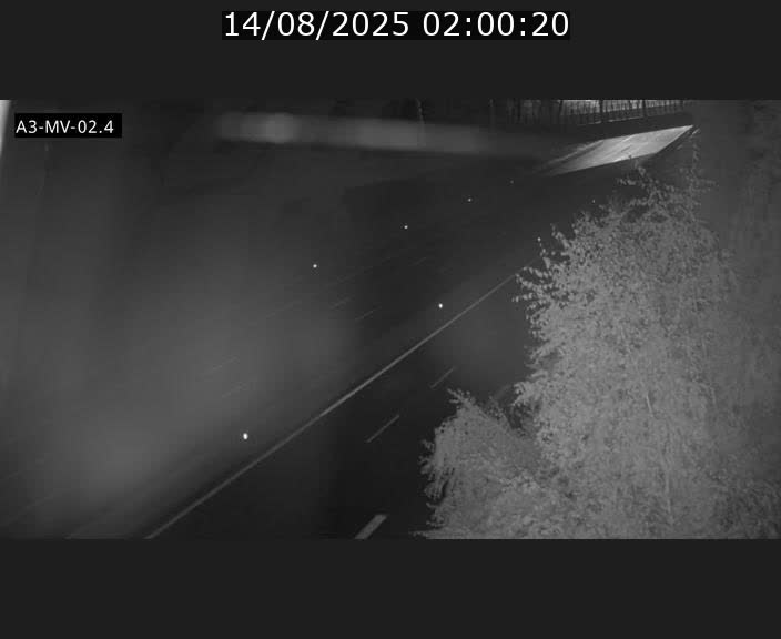 Webcam autoroute de la France (A3) au Luxembourg à Fentange, à proximité de la Croix de Gasperich. Vue orientée vers la Cloche d'Or