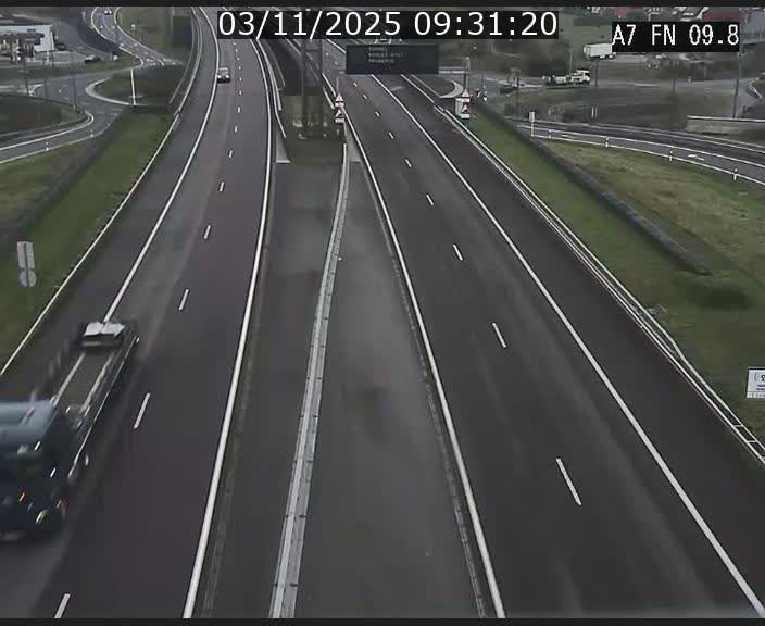 Caméra trafic Luxembourg - A7, Tunnel Gousselerbierg, sortie sud, direction rond-point Lorentzweiler (BK 9.9)