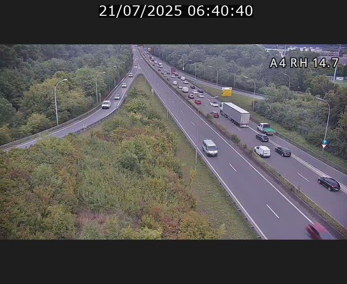 Traffic live webcam Luxembourg Jonction Lankelz - A4 - BK 14.7 - direction Luxembourg