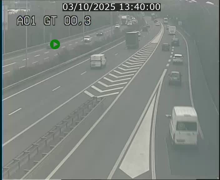 Traffic live webcam Luxembourg Croix de Gasperich - A1 direction Kirchberg - BK 0.3