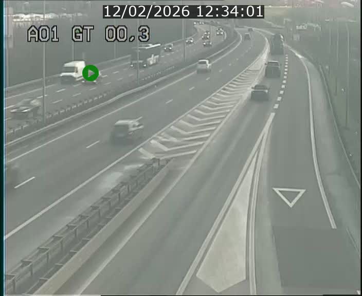 Traffic live webcam Luxembourg Croix de Gasperich - A1 direction Kirchberg - BK 0.3