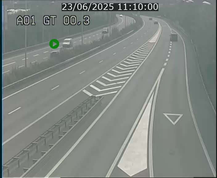 Traffic live webcam Luxembourg Croix de Gasperich - A1 direction Kirchberg - BK 0.3