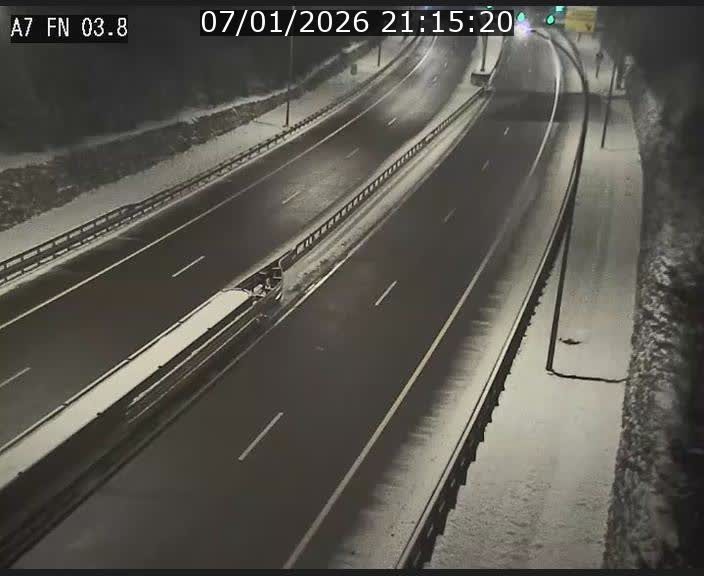 Caméra autoroute Luxembourg A7 - Passage à gibier Rëngelbour - direction Tunnel Stafelter
