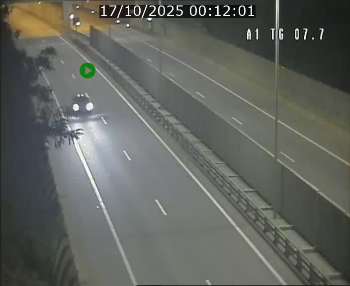 Traffic live webcam Luxembourg Kirchberg - A1 direction Luxembourg-ville - BK 7.7